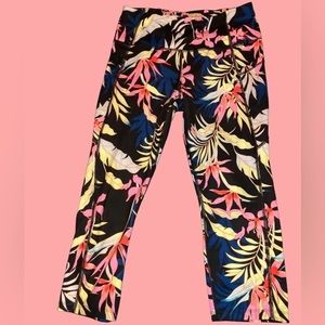 Avia capri pants size large